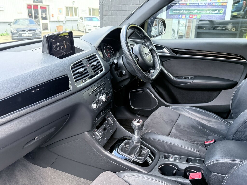 Audi Q3 Tfsi S Line Edition Black #53