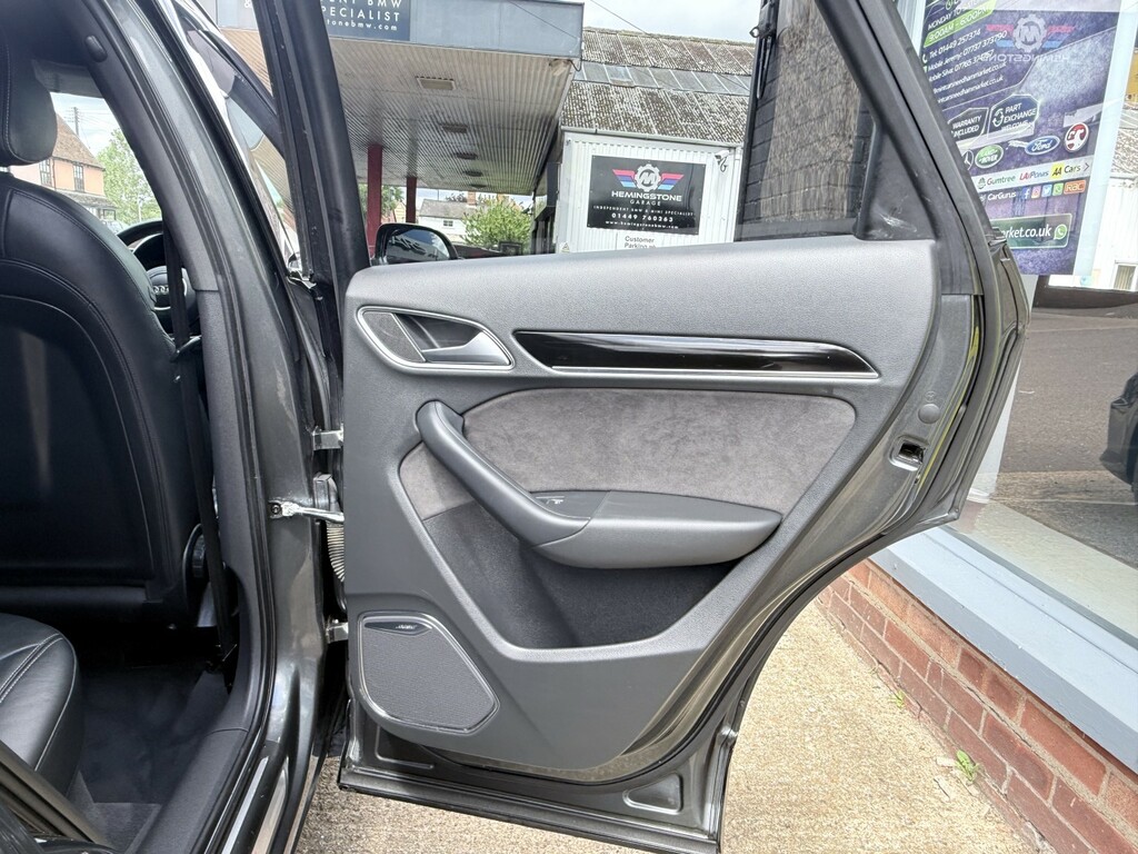 Audi Q3 Tfsi S Line Edition Black #65