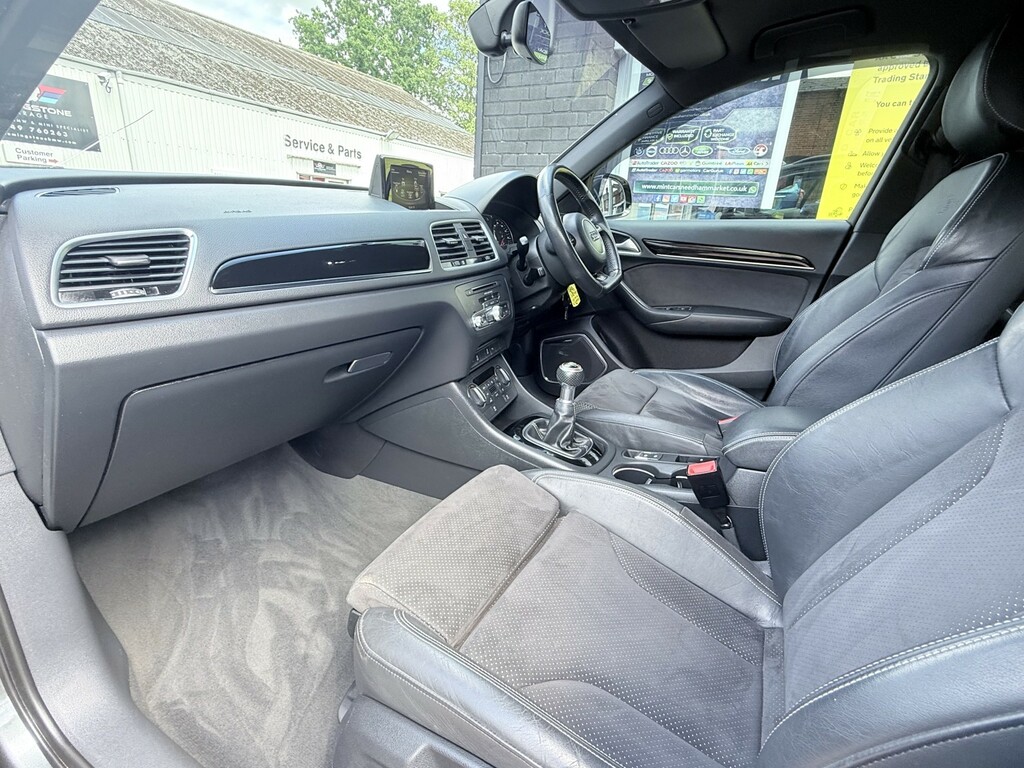 Audi Q3 Tfsi S Line Edition Black #127