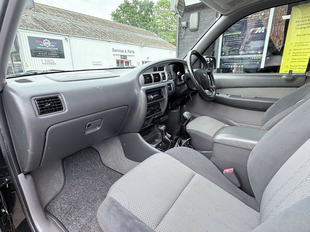 Ford Ranger Xlt 4X4 Silver #48