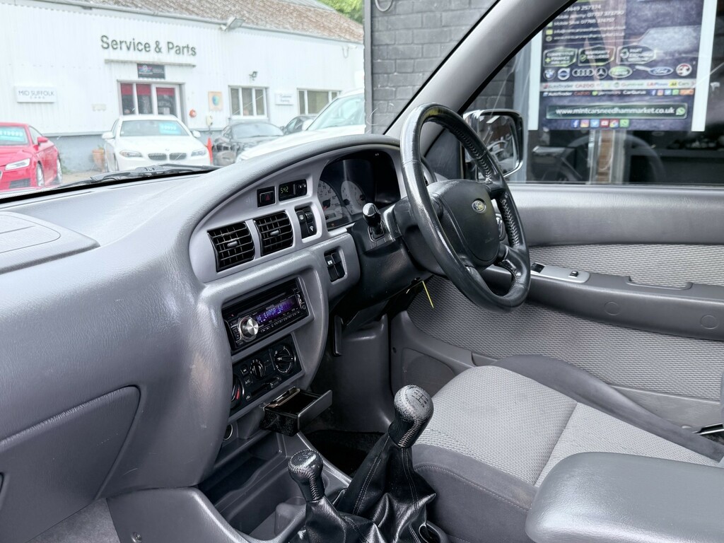 Ford Ranger Xlt 4X4 Silver #50