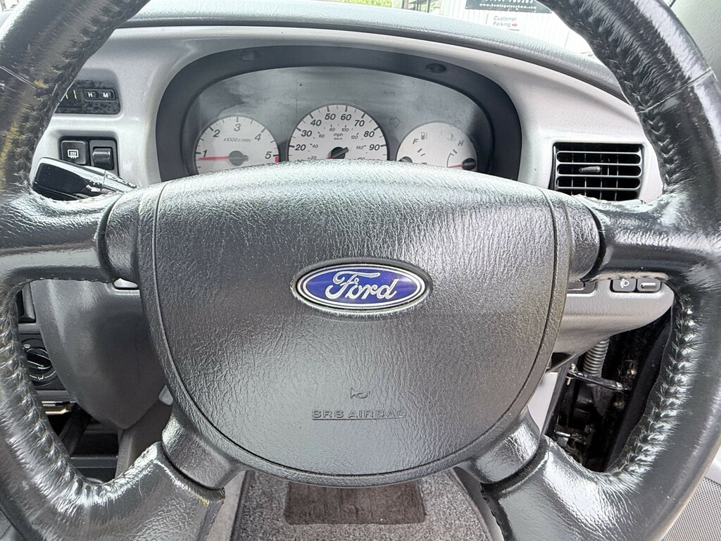 Ford Ranger Xlt 4X4 Silver #40