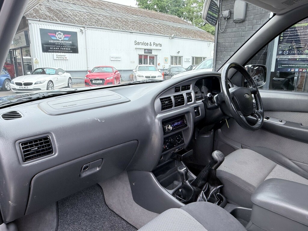 Ford Ranger Xlt 4X4 Silver #51