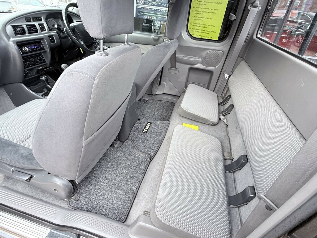 Ford Ranger Xlt 4X4 Silver #56