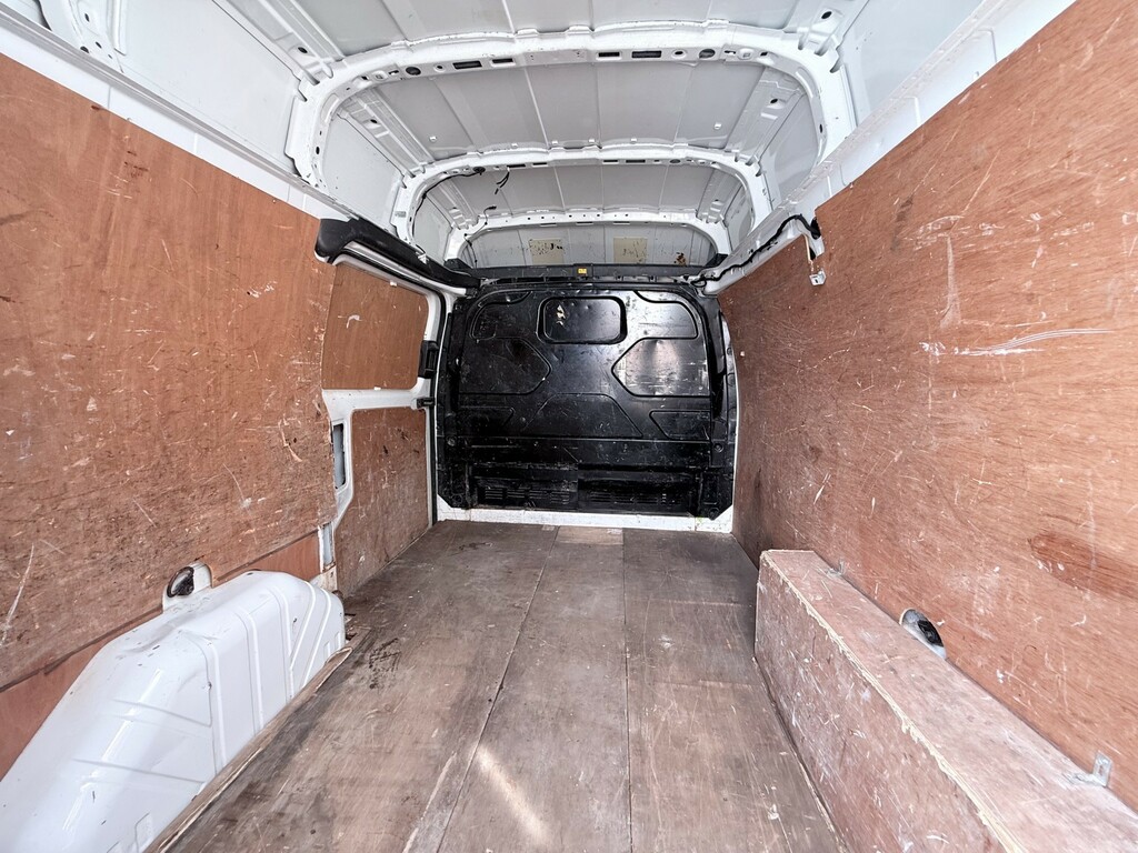 Ford Transit Custom 2.2 350 Rwd 125 Bhp L4 Xlwb Luton Van No Vat White #29