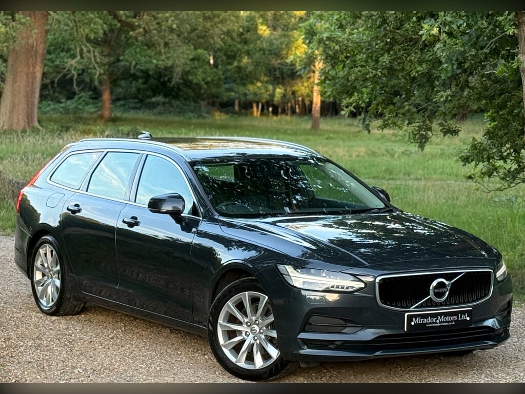 Volvo V90 D4 Momentum 5-Door BD66ZYV Grey #3