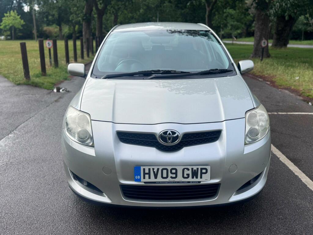 Toyota Auris Tr Silver #2