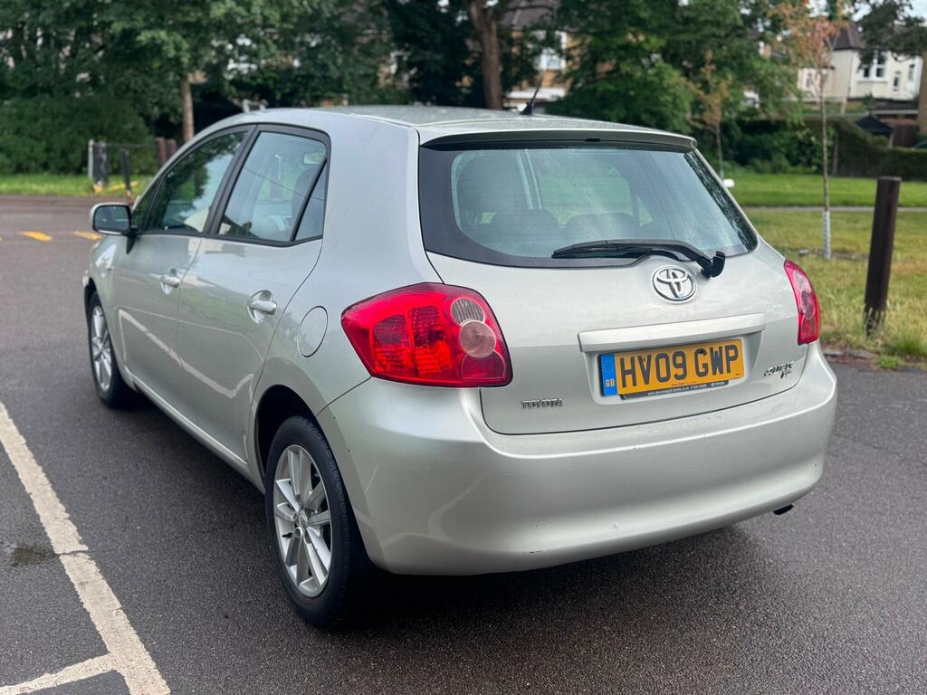 Toyota Auris Tr Silver #5