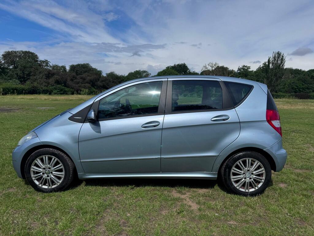 Mercedes-Benz A Class Elegance Se Blue #3