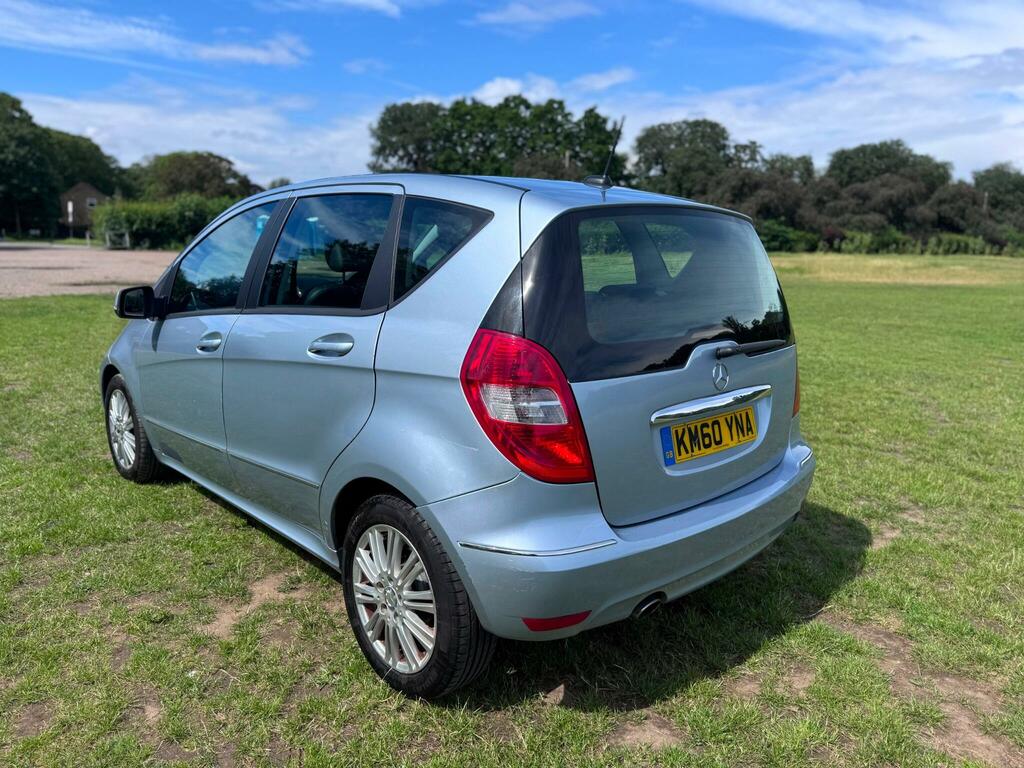 Mercedes-Benz A Class Elegance Se Blue #4