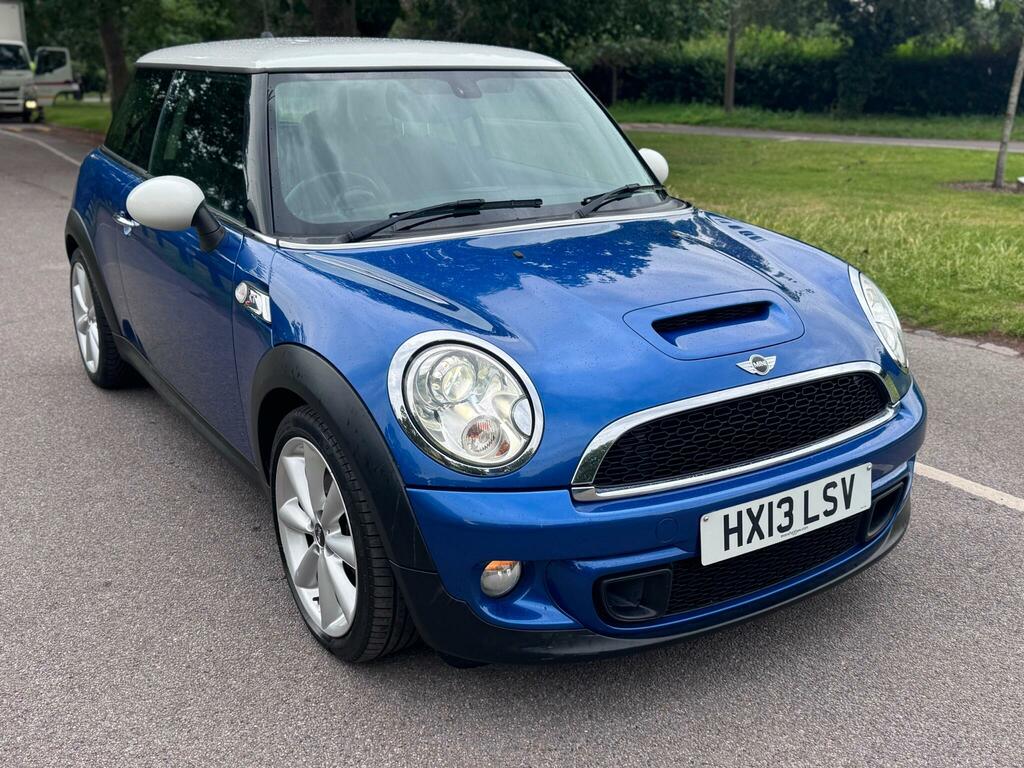 Mini Hatch Cooper S Blue