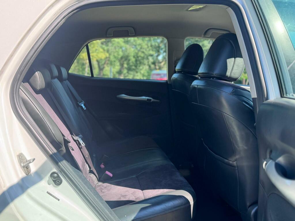 Toyota Auris Tr Valvematic 132 Grey #11