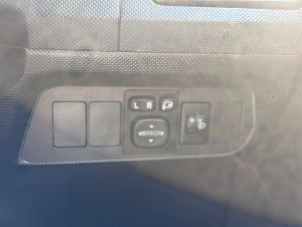 Toyota Auris Tr Valvematic 132 Grey #21