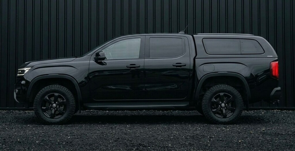 Volkswagen Amarok Dcab Pick Up Style 2.0 Tdi 205 4Motion Black #4