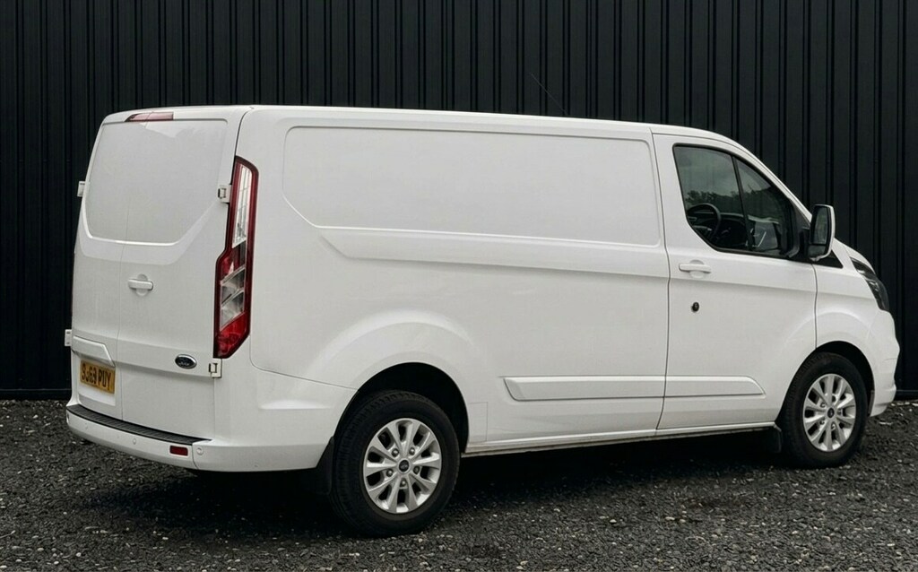 Ford Transit Custom 2.0 Ecoblue 130Ps Low Roof Limited Van BJ69RUY White #5