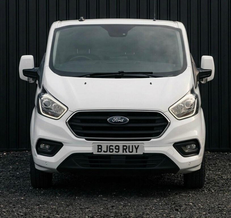Ford Transit Custom 2.0 Ecoblue 130Ps Low Roof Limited Van BJ69RUY White #3