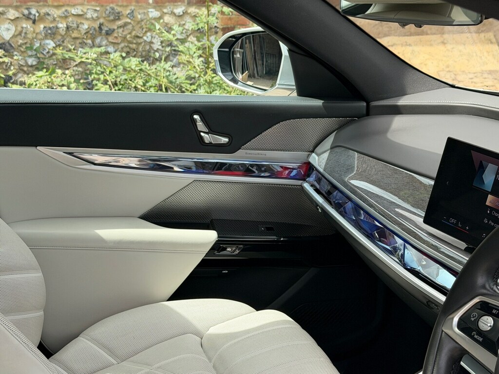 BMW 7 Series 750E Xdrive M Sport Executive Pack Black #27