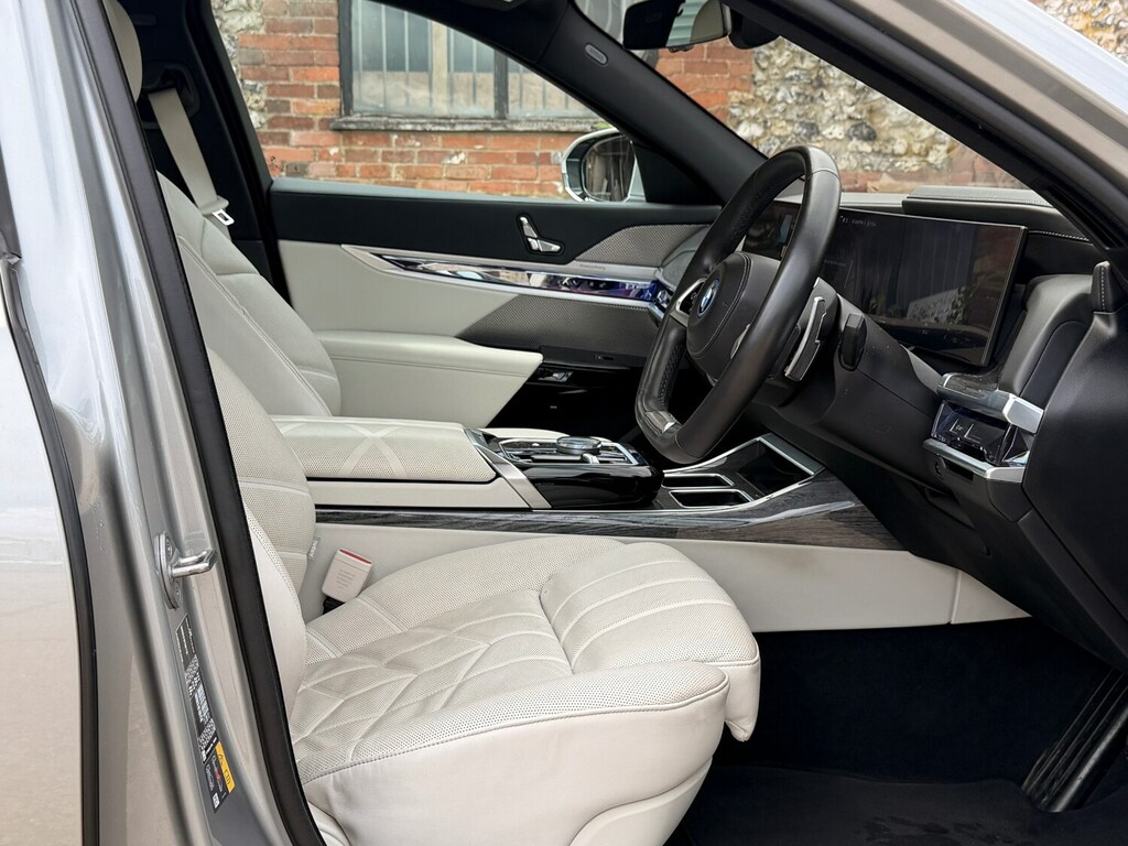 BMW 7 Series 750E Xdrive M Sport Executive Pack Black #30