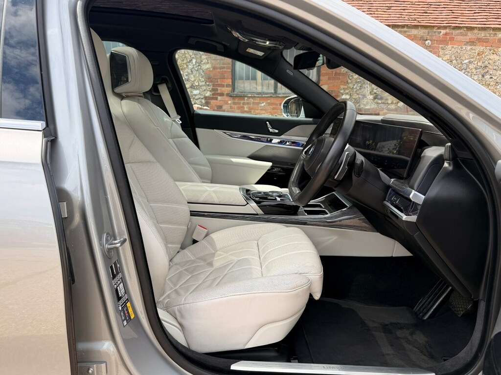 BMW 7 Series 750E Xdrive M Sport Executive Pack Black #26