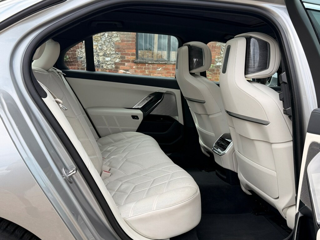 BMW 7 Series 750E Xdrive M Sport Executive Pack Black #28