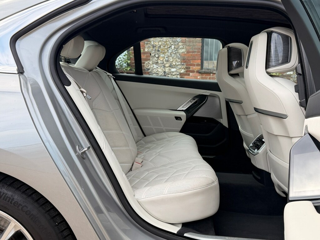 BMW 7 Series 750E Xdrive M Sport Executive Pack Black #24