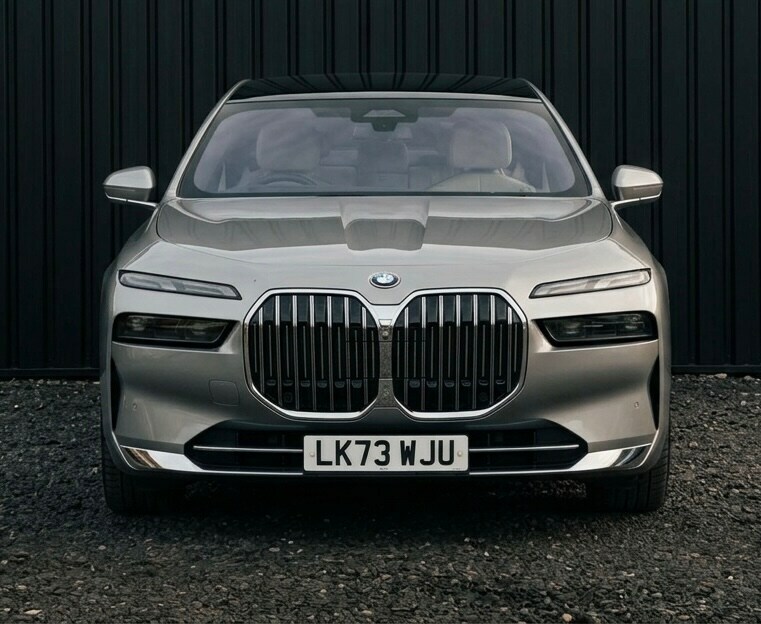 BMW 7 Series 750E Xdrive M Sport Executive Pack Black #8