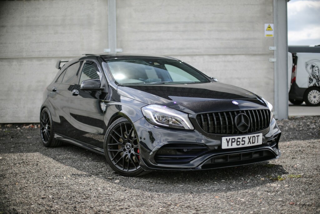 Mercedes-Benz A Class Hatchback 2.0 A45 Amg 2015 Black