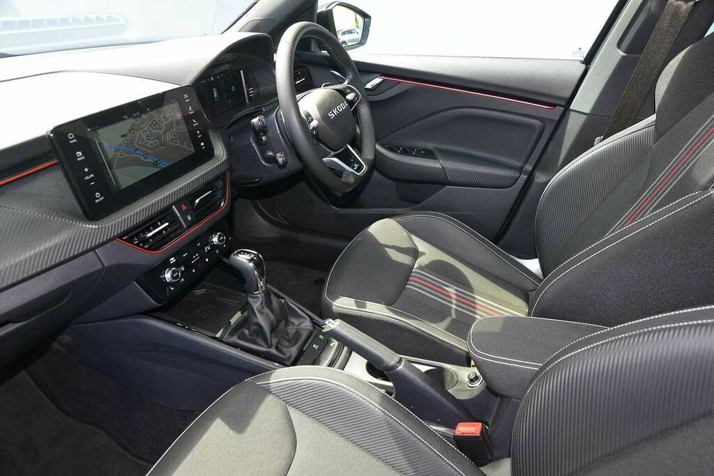 Skoda Kamiq 1.0 Tsi Monte Carlo Edition Dsg LN75WGA Black #2