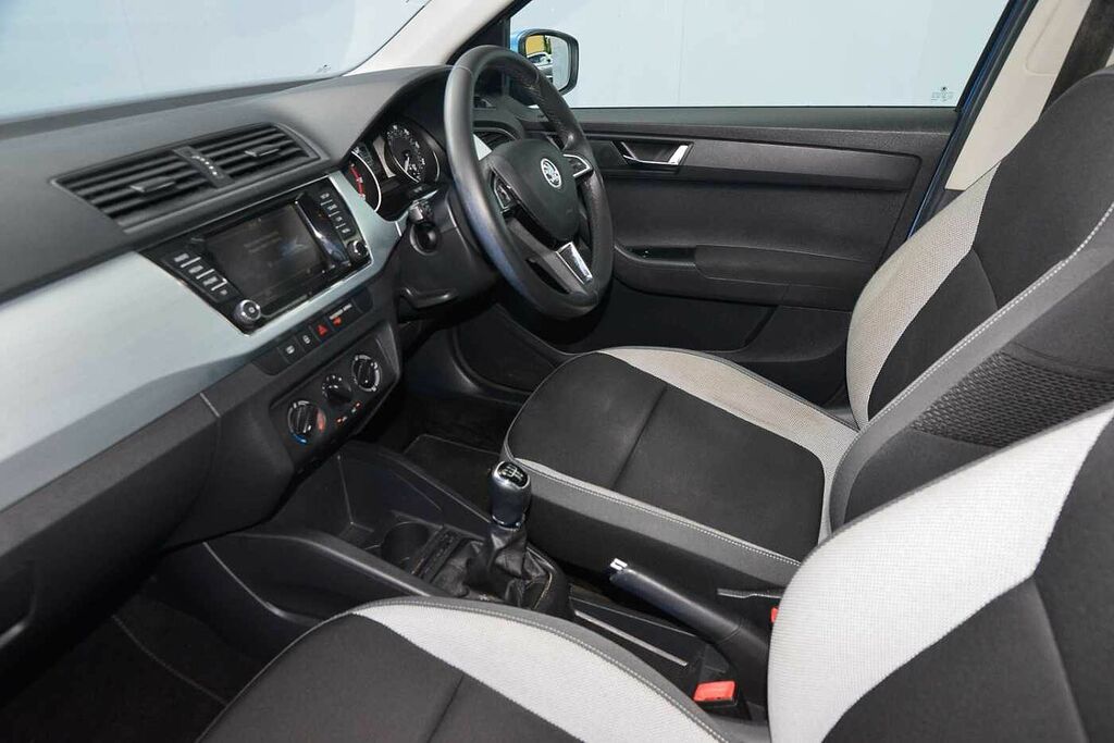 Skoda Fabia 1.2 Tsi 90 Se GM16JOV Blue #2