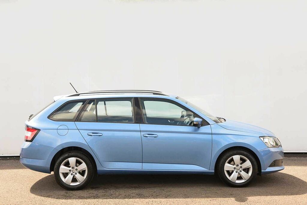Skoda Fabia 1.2 Tsi 90 Se GM16JOV Blue #4