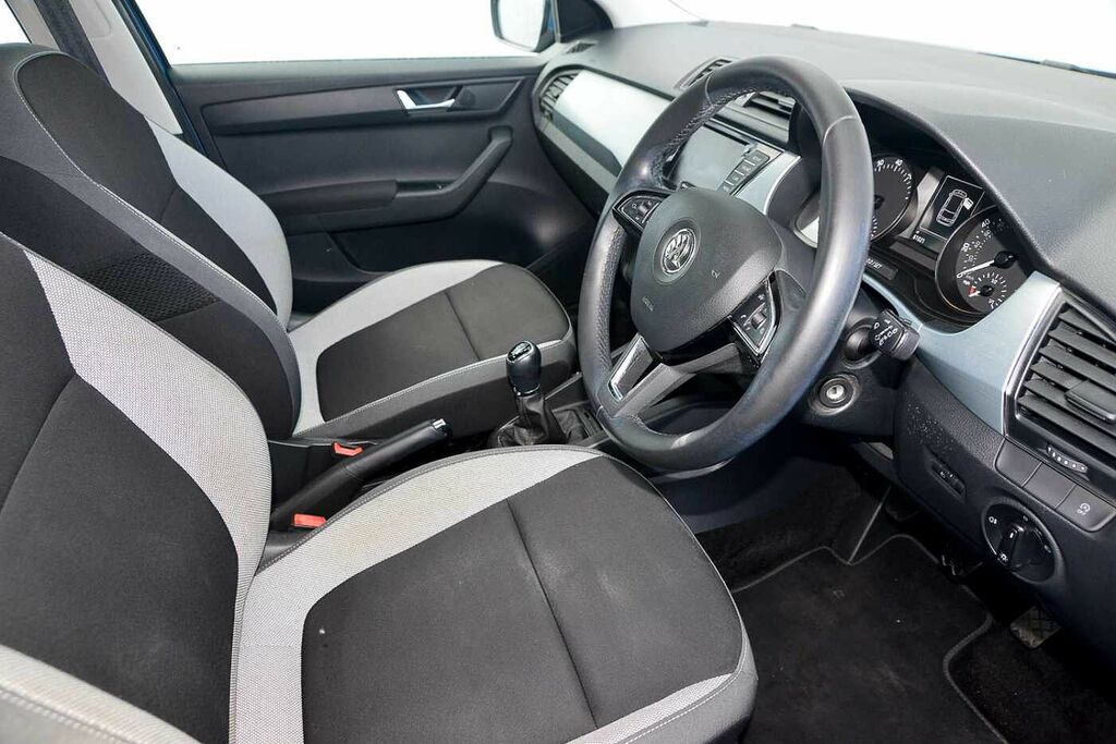 Skoda Fabia 1.2 Tsi 90 Se GM16JOV Blue #6
