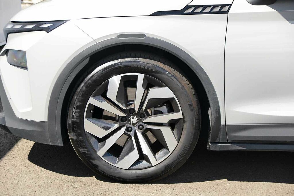 Skoda Elroq 210Kw 85 Sportline 82Kwh Grey #5