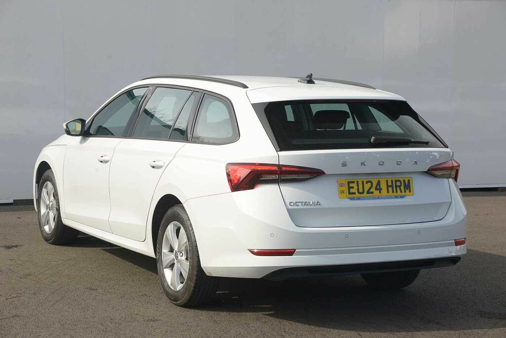 Skoda Octavia 2.0 Tdi Se Technology Dsg White #3