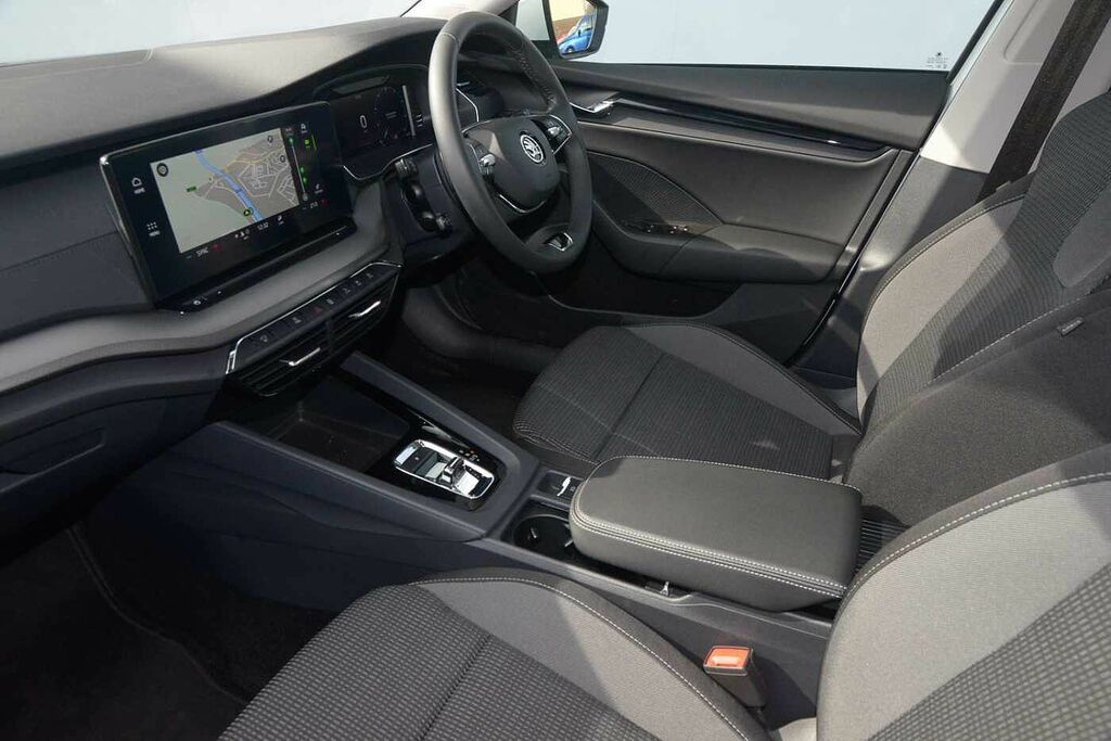 Skoda Octavia 2.0 Tdi Se Technology Dsg White #2