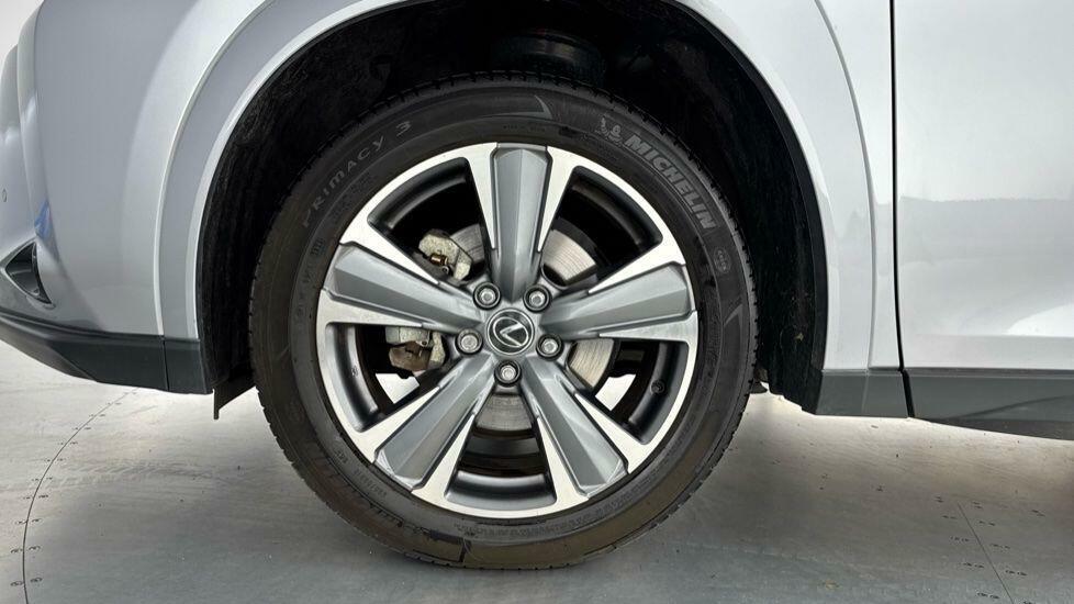 Lexus UX 300E 150Kw 72.8 Kwh Takumi E-cvt Silver #5