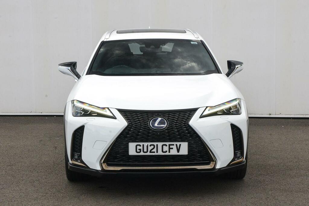 Lexus UX 250H E4 2.0 F-sport Cvt Premium Plussunroof GU21CFV White #2