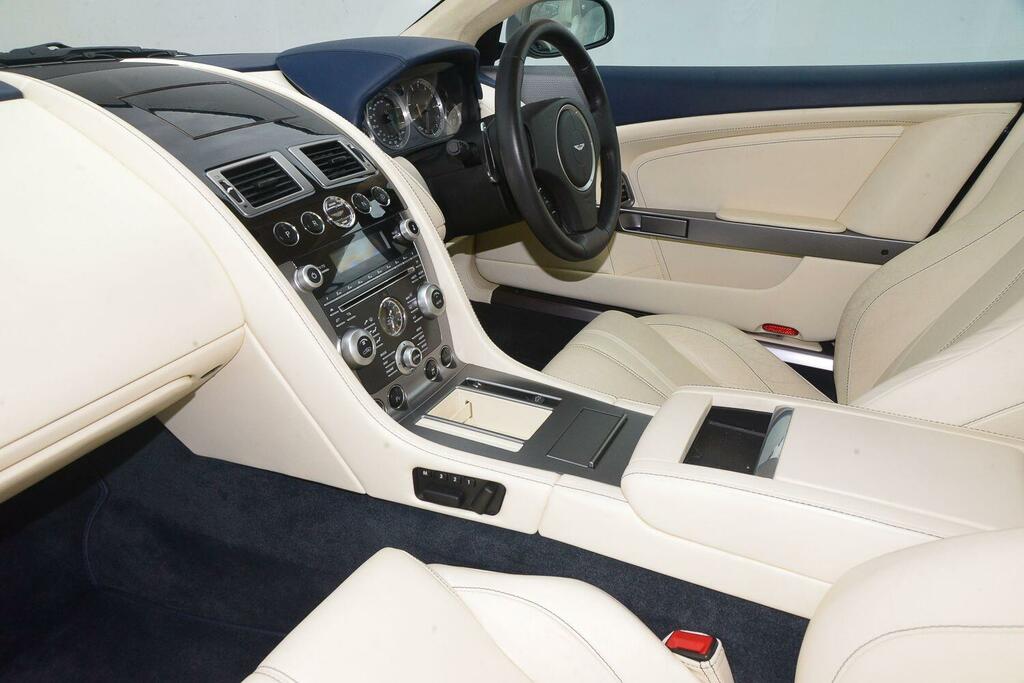Aston Martin DB9 6.0 V12 Coupe Black #11
