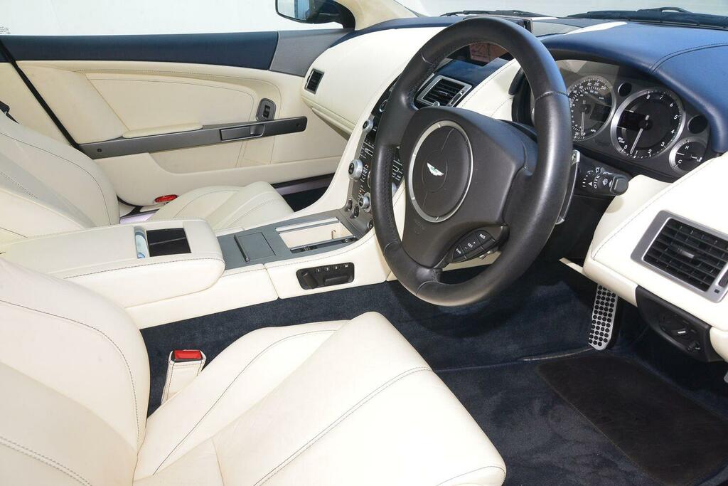 Aston Martin DB9 6.0 V12 Coupe Black #9