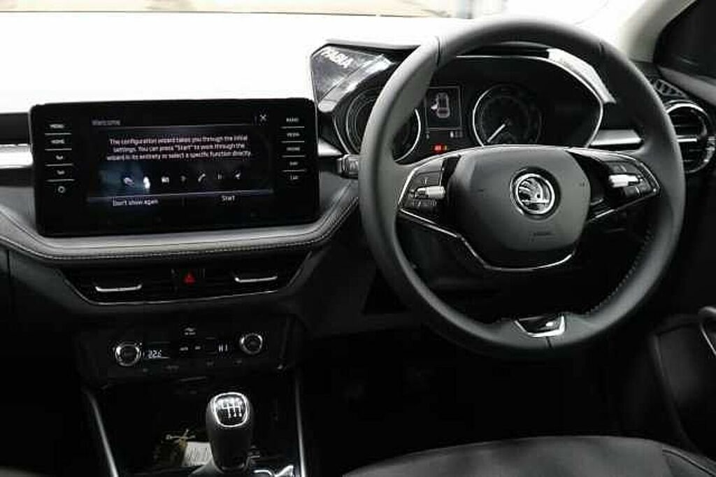 Skoda Fabia 1.0 Tsi 110 Se L White #2