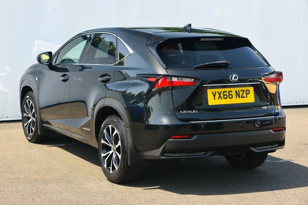 Lexus NX 300H 2.5 F-sport Cvt Black #3
