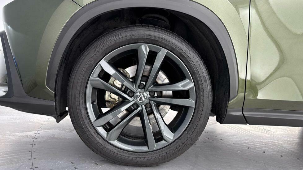 Lexus NX 450H 2.5 E-cvt Premium Pack Green #5
