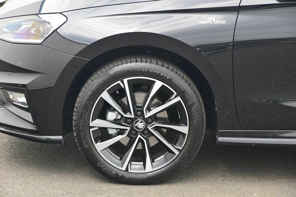 Skoda Fabia 1.0 Tsi 116 Monte Carlo Edition Black #5
