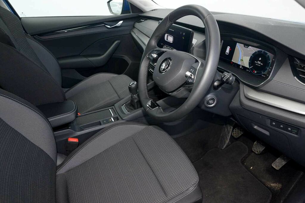Skoda Octavia 1.5 Tsi Se Technology Blue #6