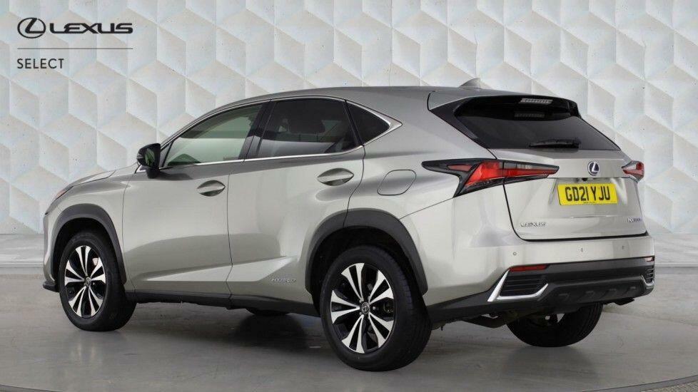 Lexus NX 300H 2.5 Cvt 8 Nav Silver #2