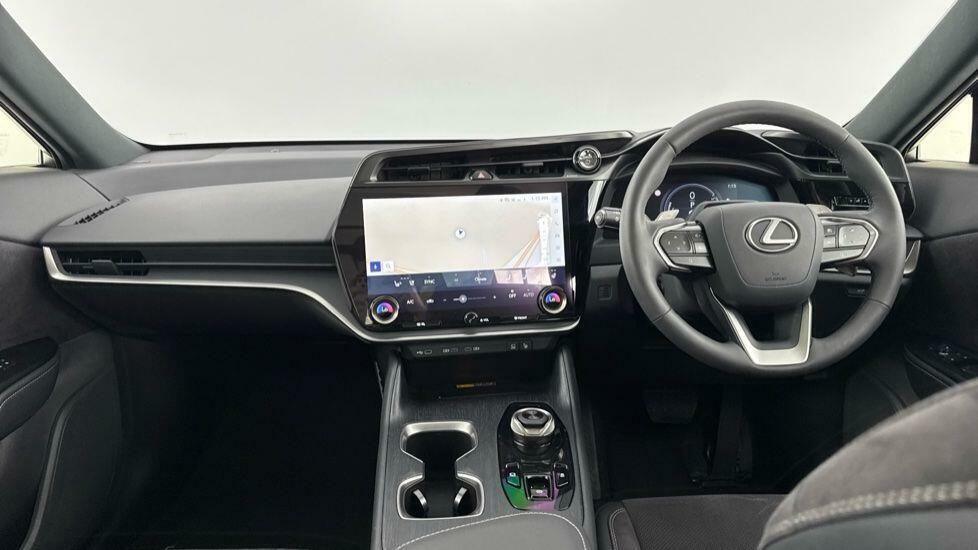 Lexus RZ 450E 230Kw Direct4 Takumi 71 Kwh White #6