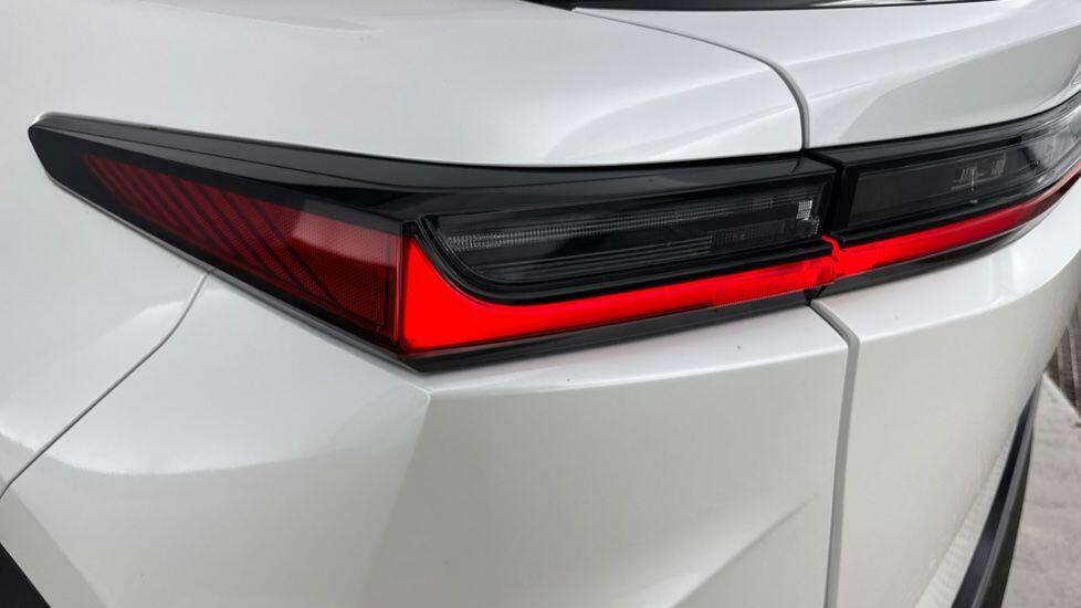 Lexus RZ 450E 230Kw Direct4 Premium 71 Kwh White #11