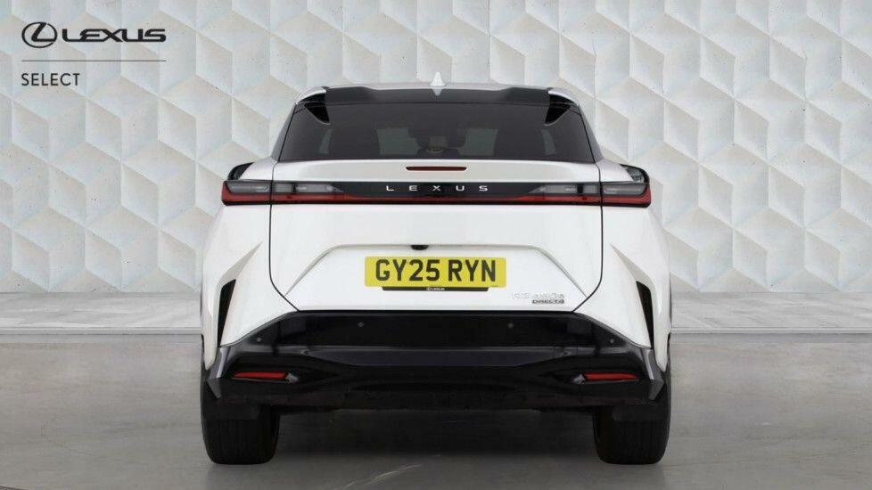 Lexus RZ 450E 230Kw Direct4 Takumi 71 Kwh White #5