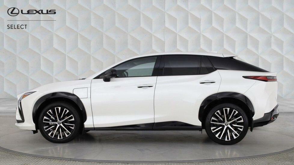 Lexus RZ 450E 230Kw Direct4 Takumi 71 Kwh White #4