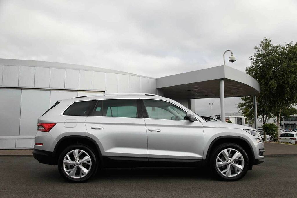 Skoda Kodiaq 2.0 Tdi Edition 4X4 Dsg 7 Seat Silver #4