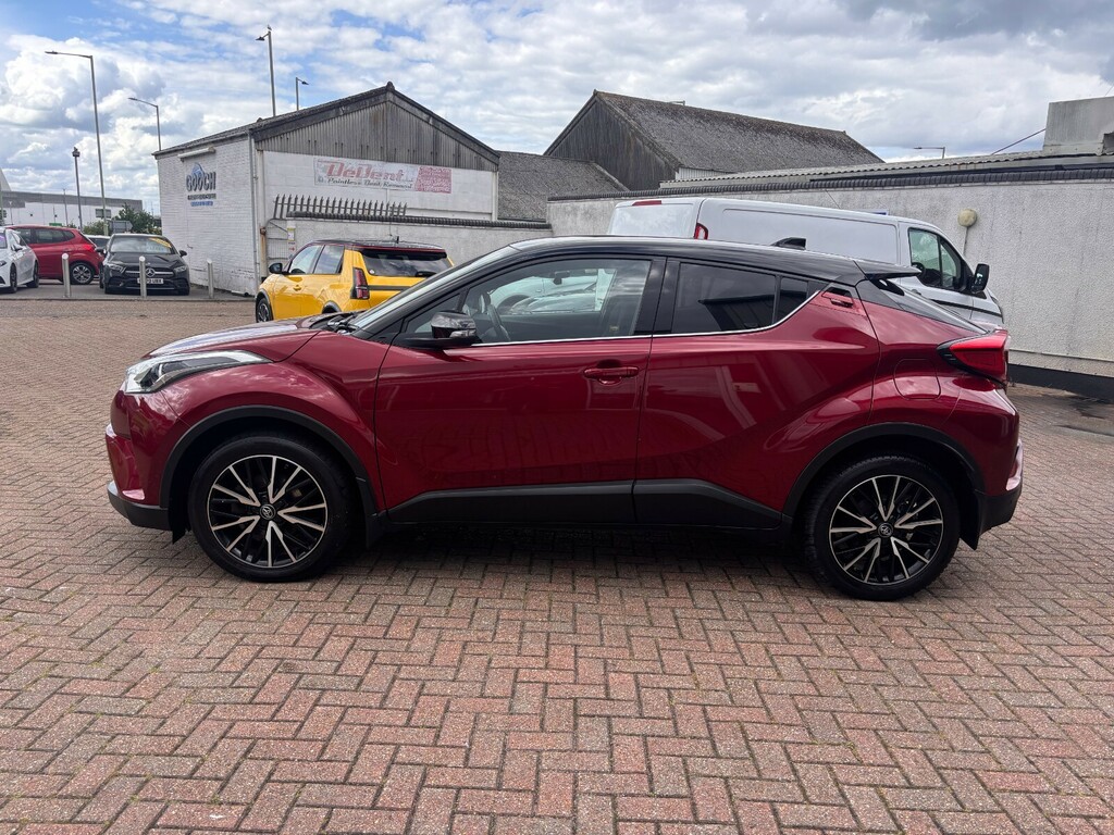 Toyota C-Hr 1.2T Red Edition LV67XDJ Red #4